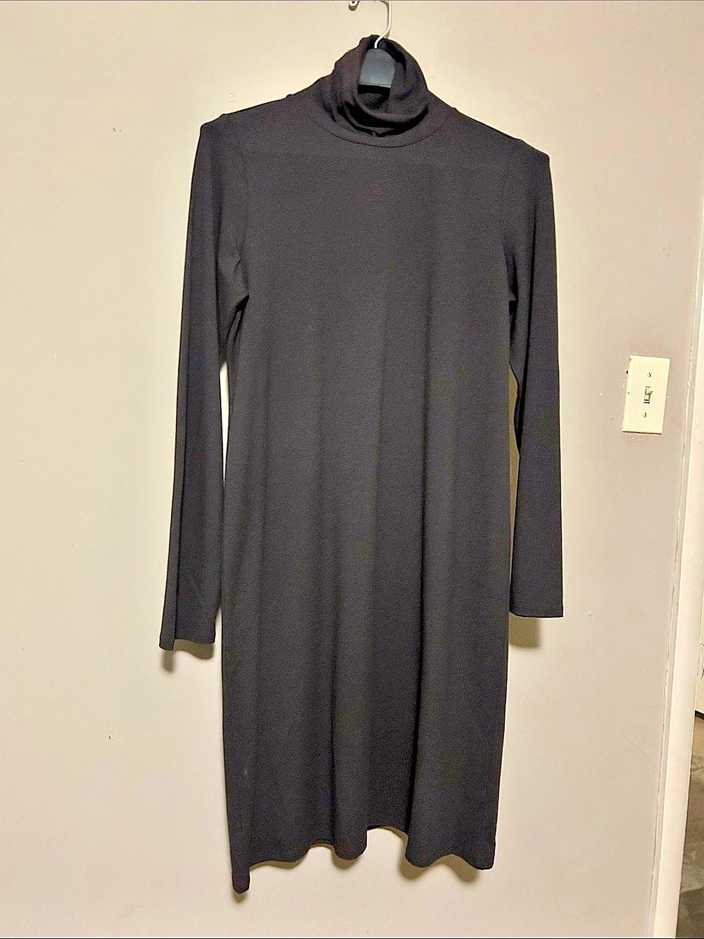 J. Jill Long Sleeve Turtleneck Midi Dress in Brown  Size Small